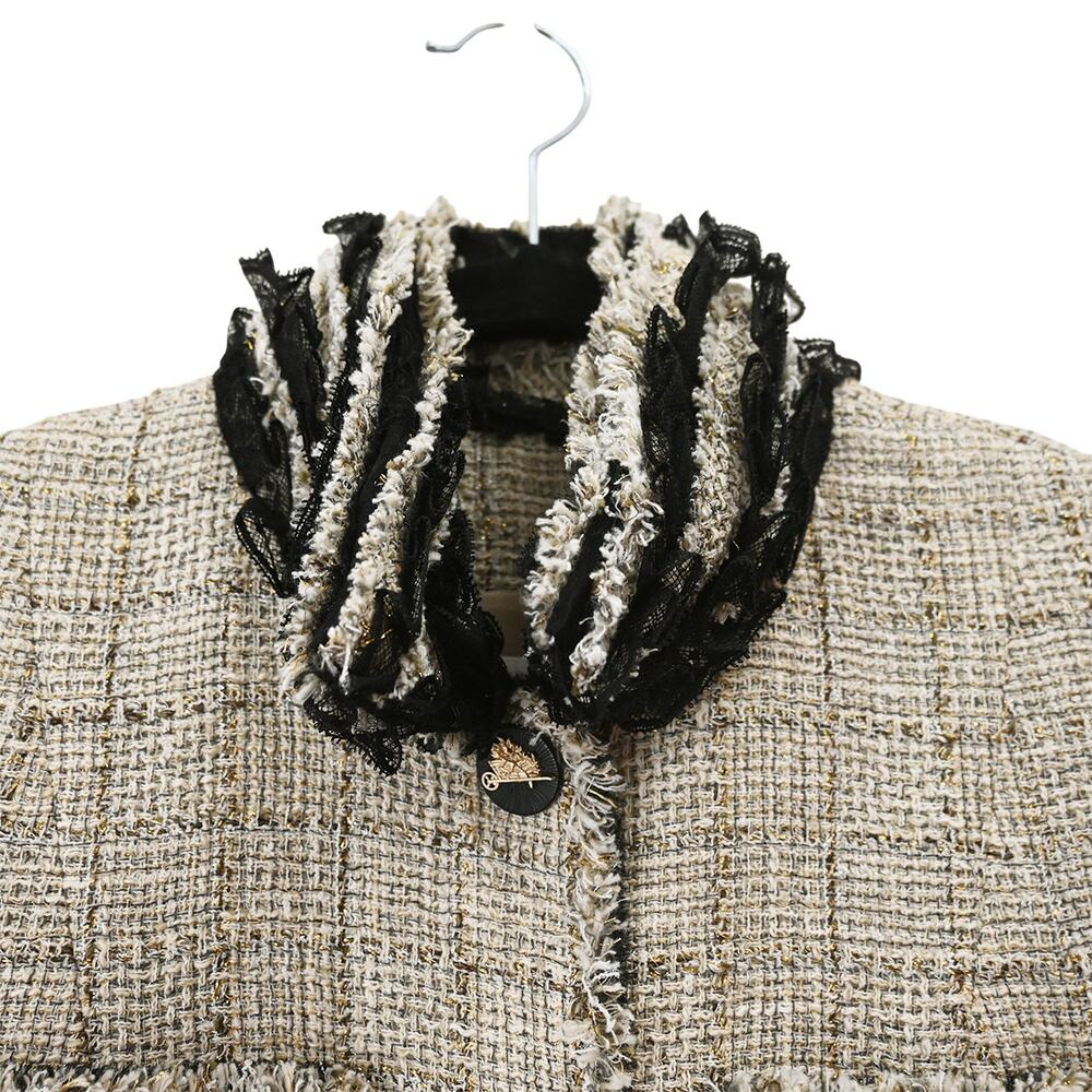 Chanel Beige Metallic Gold Silver Tweed Fringe Trim Jacket Size 38 Approx US 6 - Picture 3 of 16